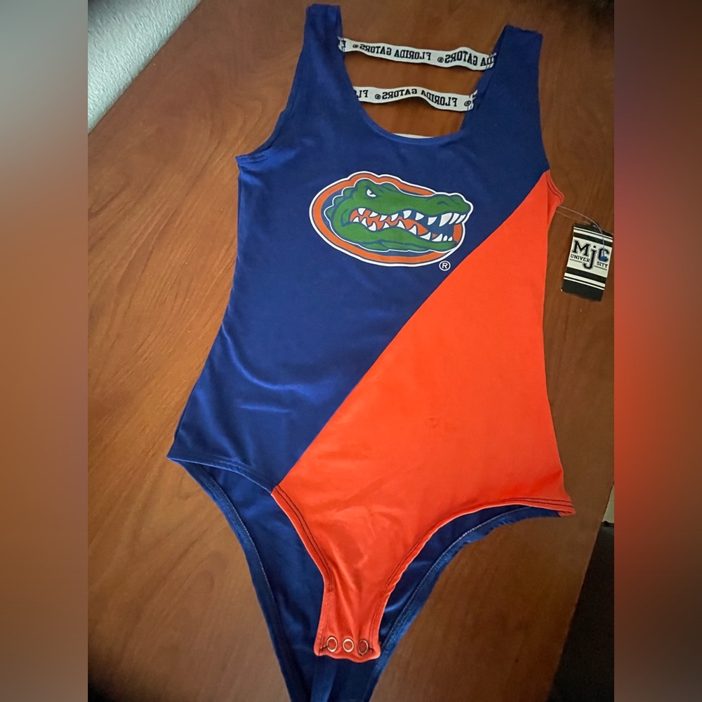 NWT Florida Gators Women's Size Small One Piece String Bikini Bathing swim Suit